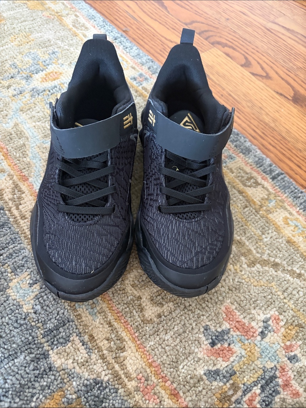 Nike Men's Black Lace & Strap Athletic Sneakers